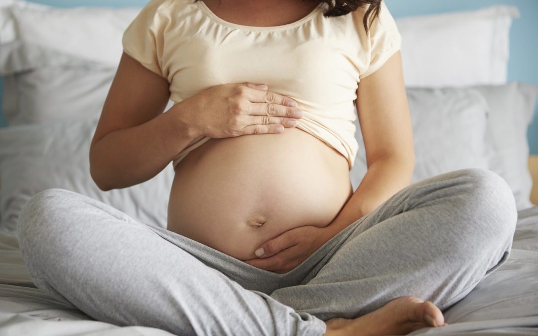 Deficiencia de hierro y trastornos tiroideos en mujeres embarazadas y en edad reproductiva